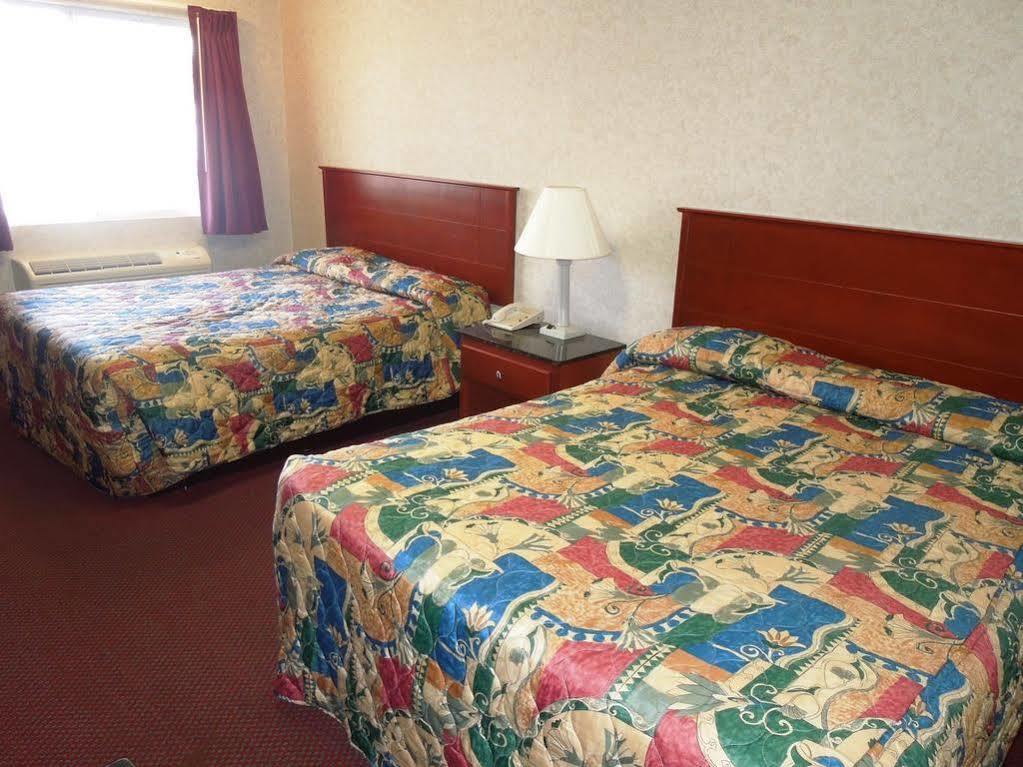גאלווי Atrium Inn & Suites מראה חיצוני תמונה